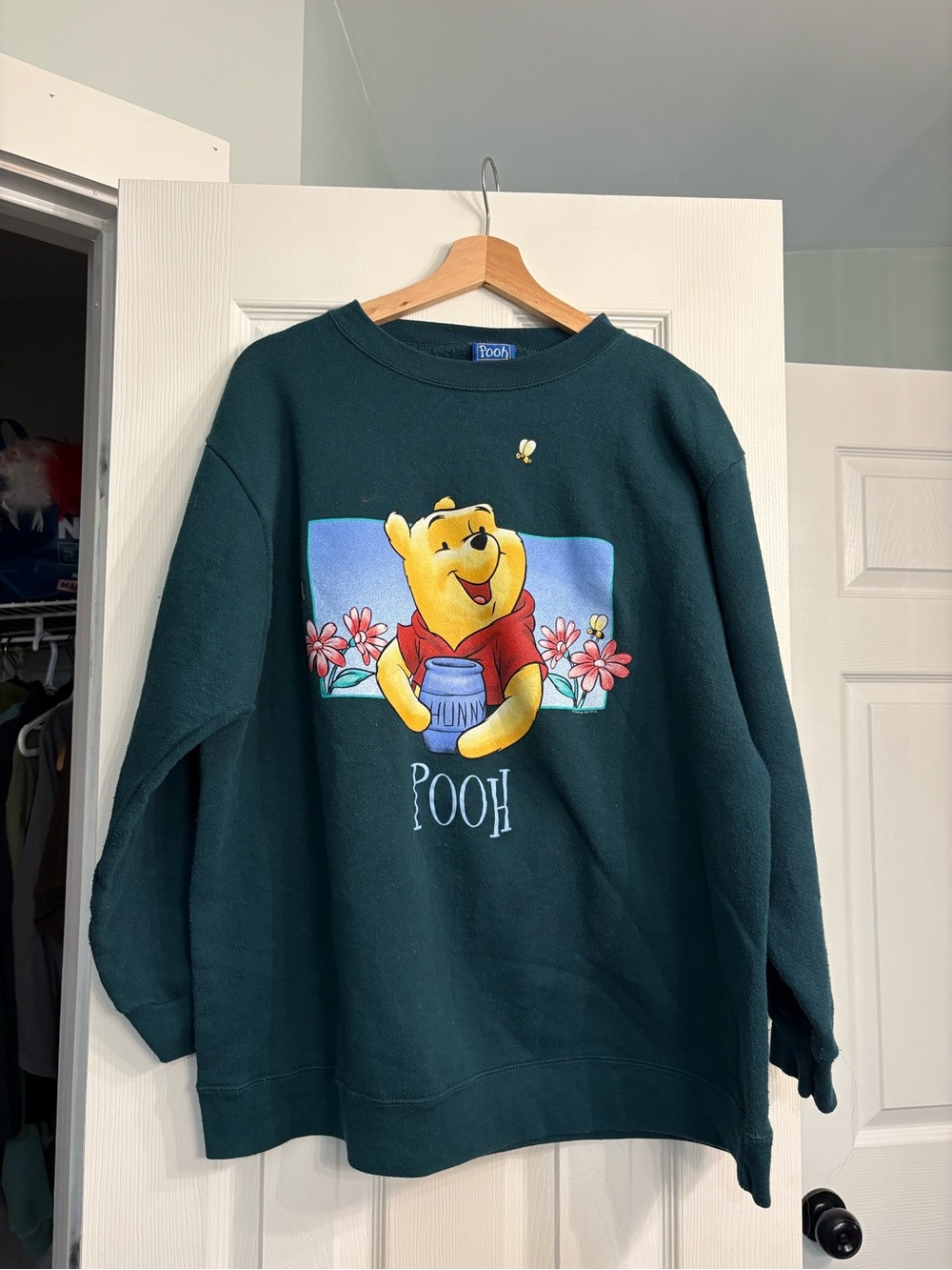 Vintage disney Winnie the Pooh crewneck Forest Green